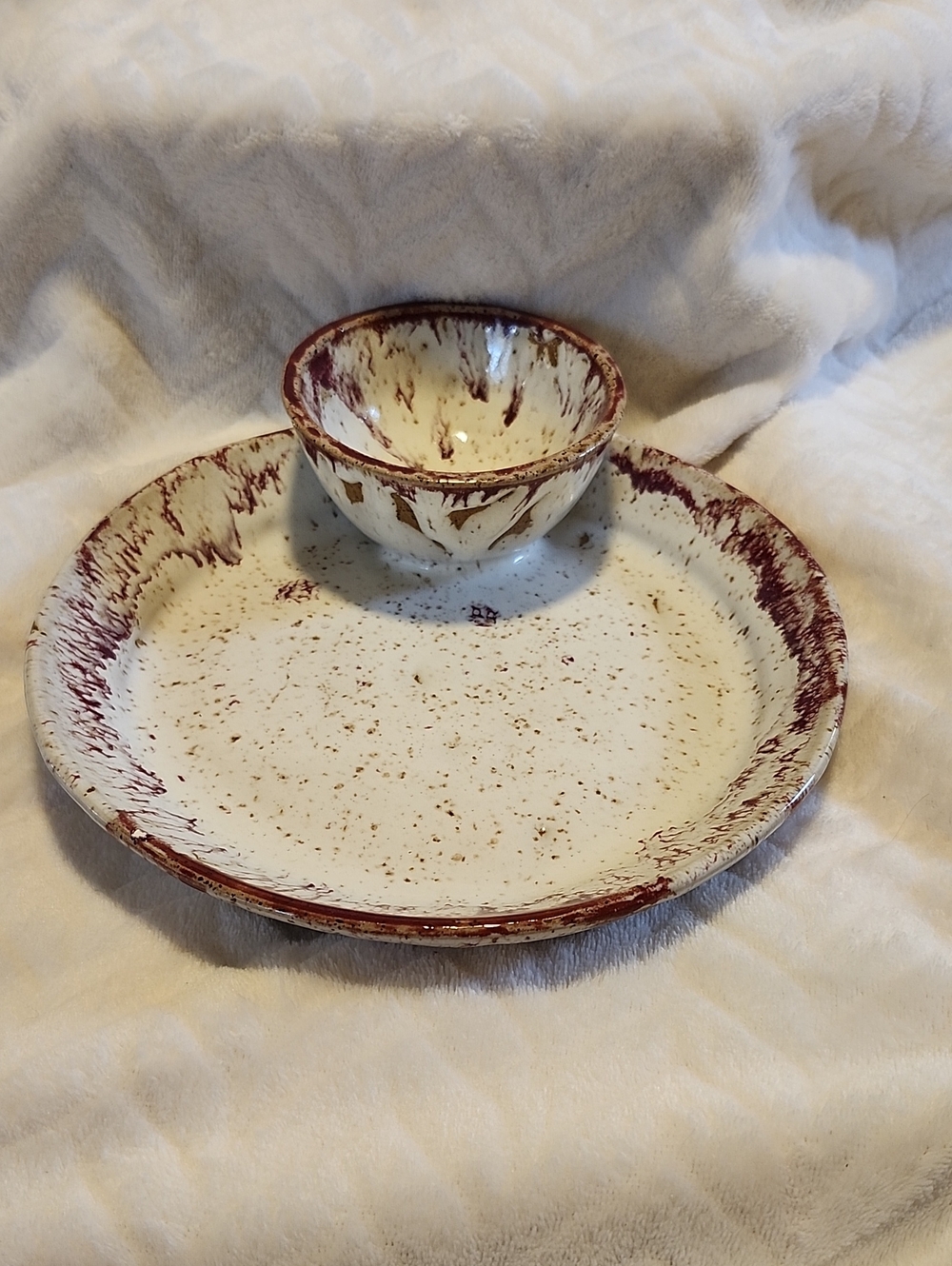 Speckled Ceramic Chip & Dip Plate in Country White and Burgundy